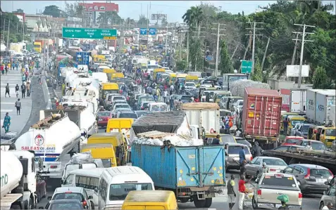  ?? PHOTO: FEMI ADEBESIN- KUTI ?? Traffic in the city of Lagos.