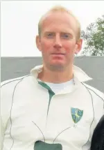  ??  ?? Jon Dale hit 30 coming in as number 9 as Newtown Linford posted a score of 267-8