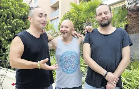  ?? (Photo Eric Ottino) ?? Bretons et fiers de l’être, les joyeux troubadour­s de Tryo (ici de gauche à droite Danielito, Guizmo et Christophe Mali) ne rechignent jamais à porter leurs paroles et chansons dans d’autres régions, en particulie­r dans la chaleur festive des Nuits du...