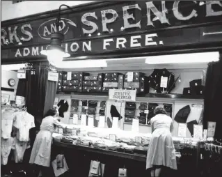  ??  ?? Still trading: The M&S ‘penny bazaar’ in Newcastle’s Grainger Market in 1955