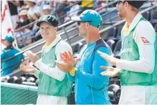  ?? Picture: ADAM HEAD ?? Matt Kuhnemann (left) in the Aussie camp.