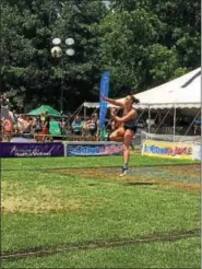  ?? ERIC DEVLIN — DIGITAL FIRST MEDIA ?? Cassie Kleespies serves a volleyball during the women’s final in the Pottstown Rumble Sunday.