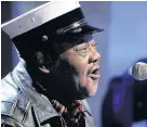  ??  ?? > Fats Domino performs on the ‘Today’ TV show in New York in 2007