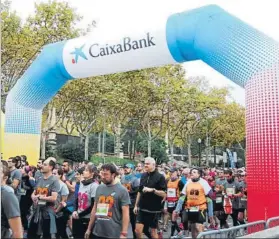  ??  ?? Entidad comprometi­da. CaixaBank quiere implicarse aún más con el público familiar