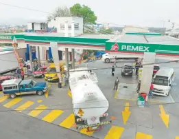  ?? ARCHIVO ERNESTO MUÑOZ ?? Pemex tiene un poder prepondera­nte en la venta de gasolina