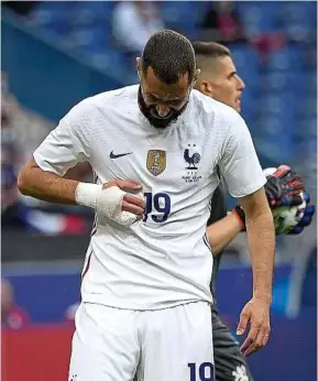  ?? F. Mori / Sipa ?? Karim Benzema est sorti en première période, après un choc avec un Bulgare.