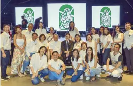  ??  ?? Healing Servants Foundation members (first row, from left) Anissa Tang, Wilrich Lim, Kelly and Rotina Lim, Vanessa Sy and Büm Tenorio Jr; (second row, from left) Anthony and Tasha Sy, Fr. Gerard Deveza, Ding Mercado, Lucy Lee and Joy Sy; (third row,...
