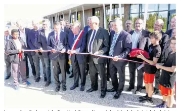  ??  ?? La nouvelle salle de sport des Nouettes héberge désormais les clubs de basket et de badminton.