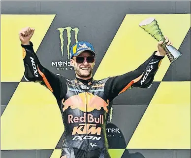  ?? JOE KLAMAR / AFP ?? Brad Binder, 25 años, es el primer sudafrican­o que gana en Motogp