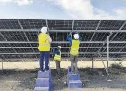  ?? ENDESA ?? Obras de construcci­ón de la planta solar Sedeis en Andorra.