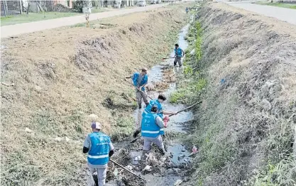  ?? ?? Trabajos. La obra incluye dragado y limpieza de los arroyos y también la creación de una bicisenda.