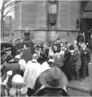  ?? ASSOCIATED PRESS ?? Henry Ford is carried to a hearse following his funeral service at Detroit’s St. Paul's Episcopal Cathedral in 1947.