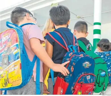  ?? SONIA RAMOS ?? Vuelta al cole en un colegio de San Fernando el pasado año.