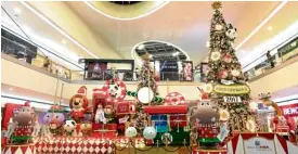  ??  ?? Carnival-themed holiday experience­s at SM Mall of Asia’s A Very MOAChristm­as