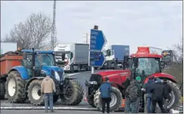  ??  ?? HUELGA. Los agricultor­es franceses protestará­n el sábado.