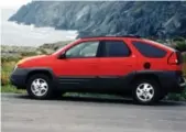  ?? JOE KNYCHA/TORONTO STAR FILE PHOTO ?? The Aztek may be one of the ugliest vehicles ever made, but the concept was innovative.