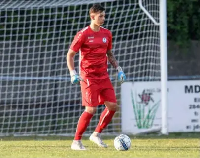  ?? FOTO TOM GOYVAERTS ?? Yanni De Vriendt: “De trainers geven ons veel vertrouwen en benadrukke­n dat we moeten durven voetballen.”