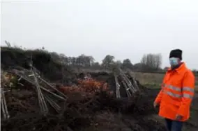  ?? FOTO ?? Brecht bestelde 57 bomen voor de wijk Leeuwerik in Sint-Job. In totaal werden er in Brecht door particulie­ren 800 bomen besteld via de 1.000 bomen-actie. Brecht is hiermee koploper.