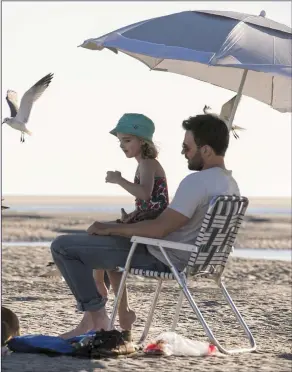  ??  ?? Mckenna Grace as Mary and Chris Evans as Frank in Gifted.