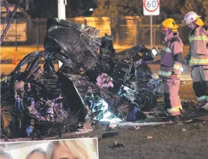  ??  ?? The fatal car accident that claimed the life of Sammy-Jo Chmieluk, and (left) flanked by her sisters Kristy (right) and Candice, who was the driver of the vehicle.