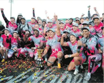  ?? BackpagePi­x
> Photo: Charle Lombard/ ?? The 2022 Carling Currie Cup champions, the Airlink Pumas.