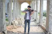  ?? REUTERS ?? Ameen Mukdad performs at Nabi Yunus shrine in eastern Mosul, Iraq, on Wednesday.