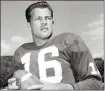  ?? CALIFORNIA­N FILE PHOTO ?? Former BHS and Bakersfiel­d High football standout Frank Gifford.