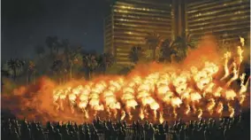  ??  ?? 拉斯維加斯The Mirage酒店壯觀­的火山爆發秀。(路透資料照片)