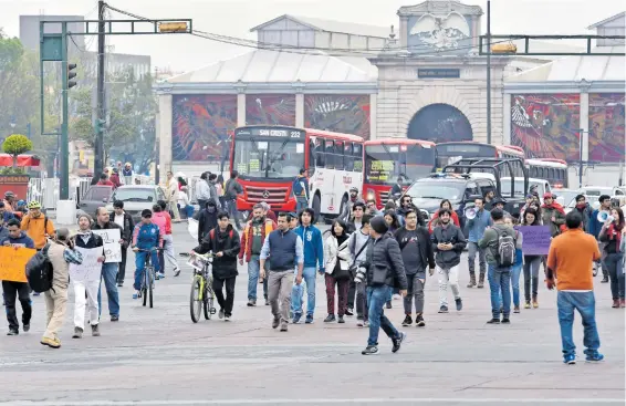  ??  ?? Se tiene programado para este viernes una manifestac­ión en contra del aumento al pasaje.