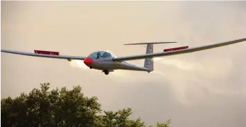  ?? Archivfoto: Helge Zembold ?? Weniger gut lief es an den vergangene­n Wettkampft­agen für die Piloten der SFG Donauwörth Monheim. Da hatte WM Teilnehmer Stefan Langer deutlich mehr Erfolg.