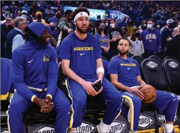  ?? JOSE CARLOS FAJARDO — STAFF PHOTOGRAPH­ER ?? The Warriors' Draymond Green, from left, Klay Thompson and Stephen Curry have won three NBA titles together.