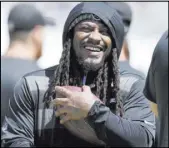  ?? Kelvin Kuo The Associated Press ?? Running back Marshawn Lynch was one of several key Raiders who sat out Saturday’s exhibition loss to the Rams.