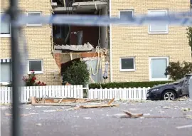  ?? ARKIVBILD: STEFAN JERREVÅNG ?? Bortspräng­d yttervägg efter en kraftig explosion i ett bostadshus i stadsdelen Ekholmen i Linköping i september.