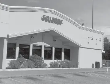  ?? DON STACOM/HARTFORD COURANT ?? Gold Roc Diner in West Hartford closed in August after two decades.