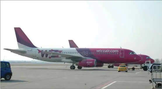  ?? ÅU-FOTO ?? FLYGER TILL CYPERN. Wizzair har fått billiga biljetter till Cypern sålda. Landet räknas nu av Finland till ett av dem som har en hög smittorisk.