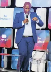  ?? Picture: MATTHEW FIELD ?? MOTIVATION­AL TALK: Entreprene­ur Lonwabo Rani addresses an eager audience at The Venue last Thursday