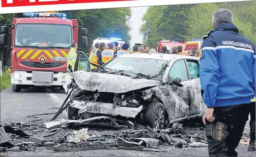  ??  ?? Initiée par la Ligue contre la violence routière, l’étude tombe à point nommé pour soutenir le projet gouverneme­ntal abaissant de 10 km/h, de 90 à 80 ce 1er juillet.