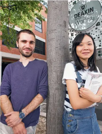  ?? Picture: PETER RISTEVSKI ?? STUDYING ABROAD: Internatio­nal students Herve Fernandez (criminolog­y) and Ni-Chen Tsai (nursing) are studying at Deakin University in Geelong.