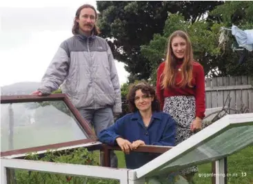  ??  ?? BELOW: Eden with flatmates Alvin and Liv and the glasshouse they made from repurposed windows.