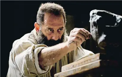  ?? EFE ?? Rodin, interpreta­do por Vincent Lindon, se presenta como un hombre obsesionad­o con su trabajo