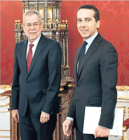  ??  ?? Bundespräs­ident und Kanzler bringen EU-Bekenntnis und Wiener Sonderwüns­che nach Brüssel mit.