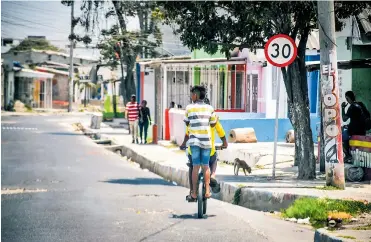  ?? JOSEFINA VILLARREAL ?? Desde hoy menores entre los 6 y 17 años podrán salir a la calle teniendo en cuenta medidas de protección.