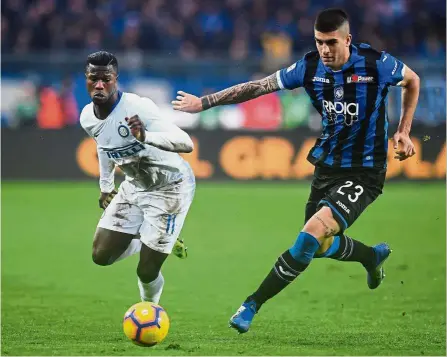  ?? — Reuters ?? The right fit: Atalanta’s Gianluca Mancini (right) looks a good bet for today’s friendly against the United States as he has scored in each of his last three league games.