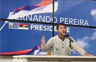  ??  ?? ELECCIONES. Después de 35 años de militancia gremial, Pereira aceptó ser candidato del Frente.