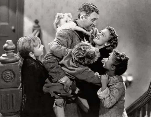  ?? Herbert Dorfman/paramount ?? The holiday classic "It's A Wonderful Life" screens at 7 p.m. Friday, Dec. 22, at the Palace Theatre in Albany. It will air on NBC at 8 p.m. Christmas Eve and has a 24-hour marathon (eight showings) between 6 a.m. Christmas Day to 6 a.m. Dec. 26 on E!