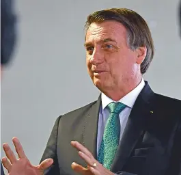  ?? EVARISTO SA / AFP ?? Bolsonaro afirma que será criticado porqualque­r que seja sua decisão