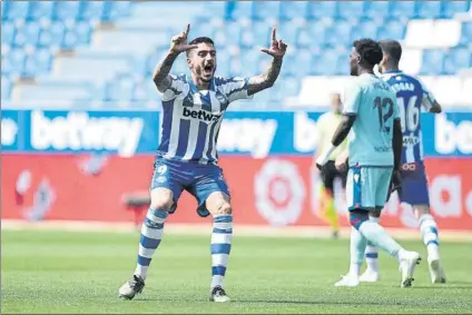  ?? FOTO: GETTY ?? Joselu Mato salvó al Deportivo Alavés de la derrota con un gol al Levante cuando el partido tocaba a su fin