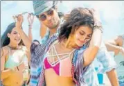  ??  ?? Sidharth Malhotra, Jacqueline Fernandez in A Gentleman