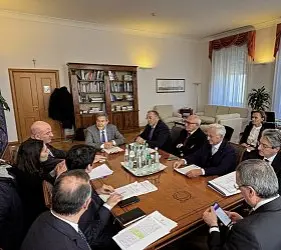  ?? ?? Il vertice a Roma Il tavolo tecnico con il ministro Nello Musumeci