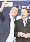  ??  ?? Leo no programa Silvio Santos